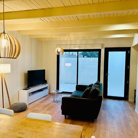 La Halte Occitane - Classe 3 Etoiles - Pour 6 Personnes, 3 Chambres, Parking, Terrasse, Tout Inclus Montauban Eksteriør bilde