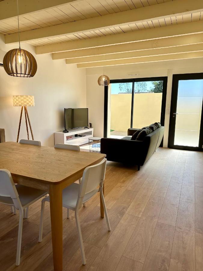 La Halte Occitane - Classe 3 Etoiles - Pour 6 Personnes, 3 Chambres, Parking, Terrasse, Tout Inclus Montauban Eksteriør bilde